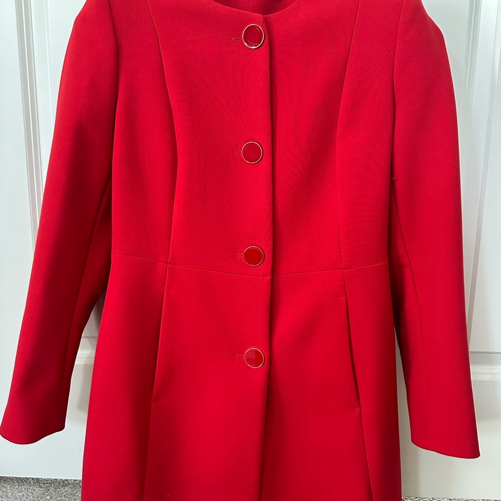 Zara Red Trench Coat with Long Sleeves and Neat Collar